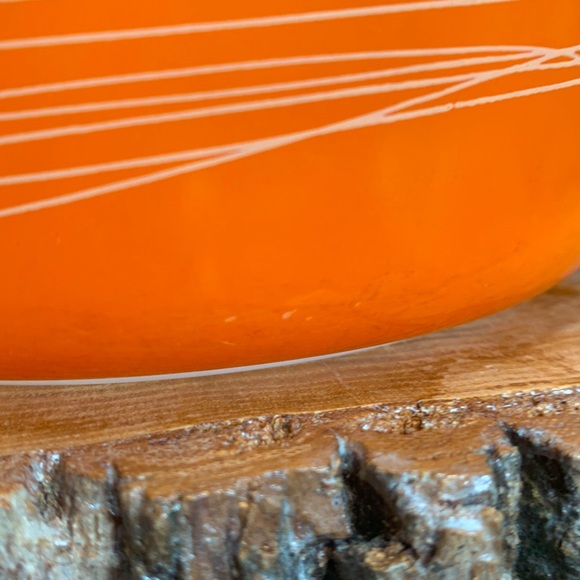 Pyrex 7” Wheat Bowl Orange - Picture 4 of 8